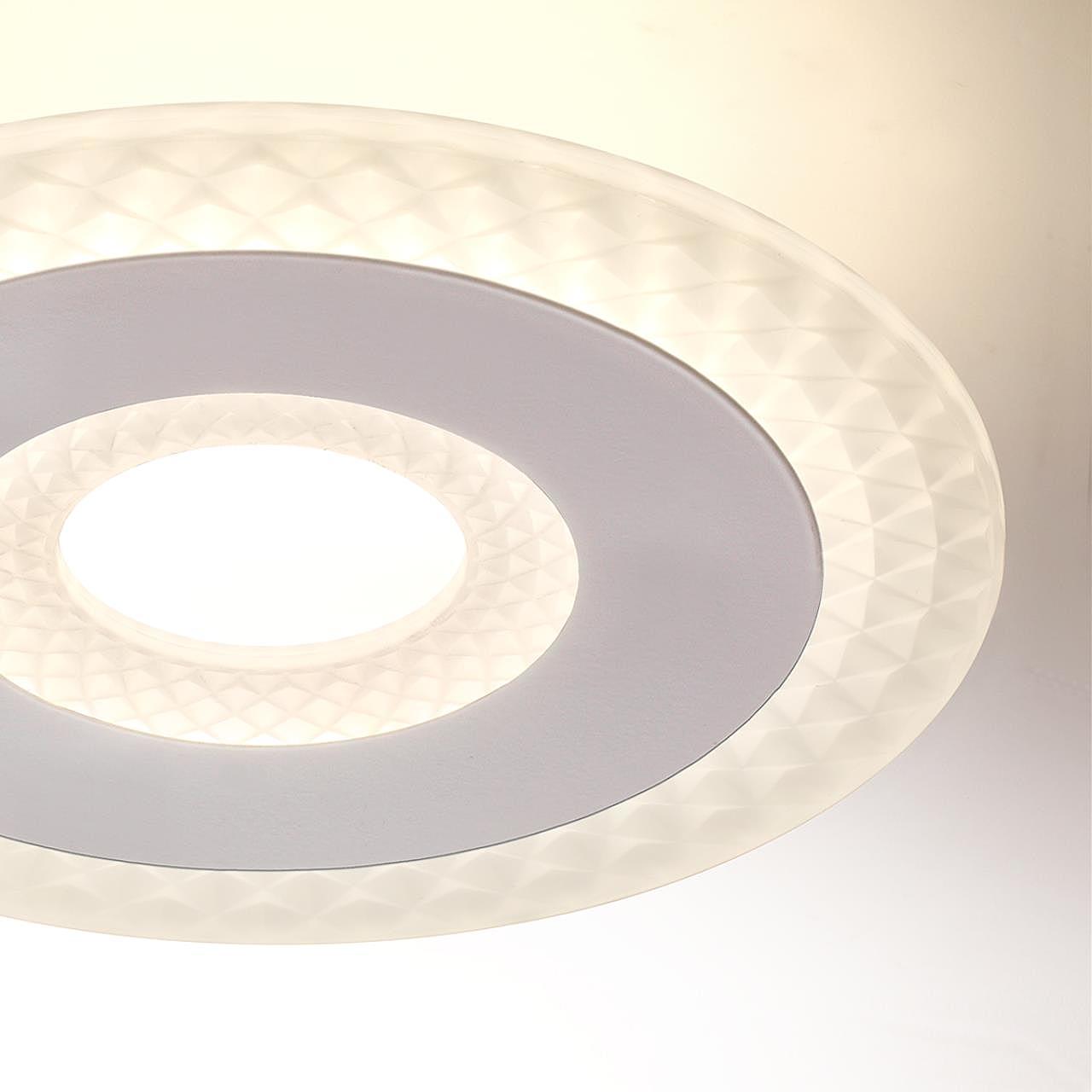 Потолочная люстра Lumion Vandy 8016/70CL