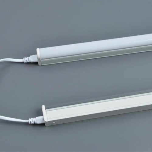 UCX-PP3/L10-050 WHITE 1 POLYBAG Провод для соединения светильников для растений ULI-P, 50 см Uniel UCX-PP3/L10-050 WHITE 1 POLYBAG