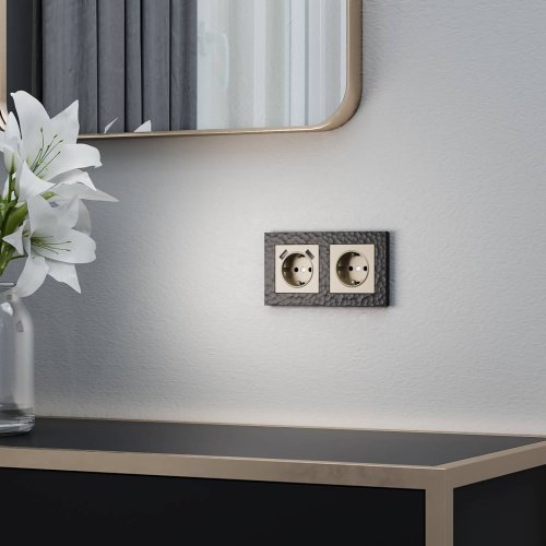 W1179511/ Накладка для розетки USB (шампань) Накладка на механизм Werkel W1179511/ Накладка для розетки USB (шампань)