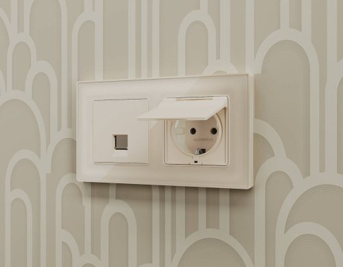 Розетка Ambrella Volt ALFA MA332030