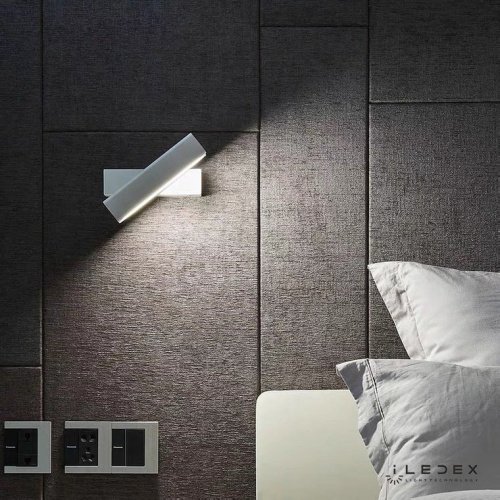 Настенный светильник ILedex Firefox 8104W-10W-3000K WH
