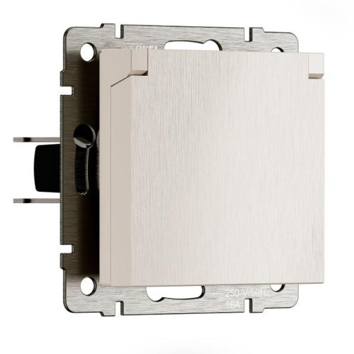 Розетка Werkel Встраиваемые механизмы перламутровый рифленый W1171213/ Розетка влагозащ. с зазем. с защит. крышкой и шторками N (перламутровый рифленый)