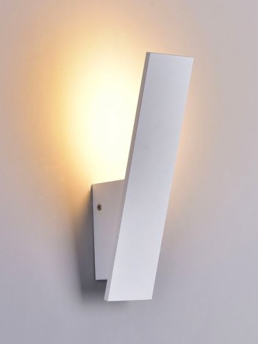 Уличный настенный светильник Elvan GW-6096S-6W-WW-Wh