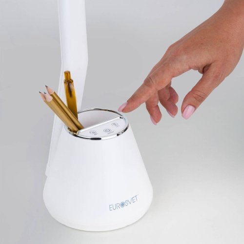 Настольная лампа Eurosvet Office 80421/1 белый 8W