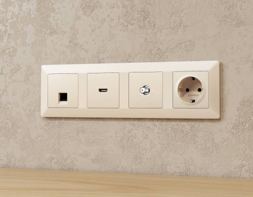Розетка Ambrella Volt ALFA MA333050
