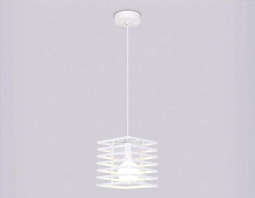 Светильник подвесной Ambrella Traditional TR8410