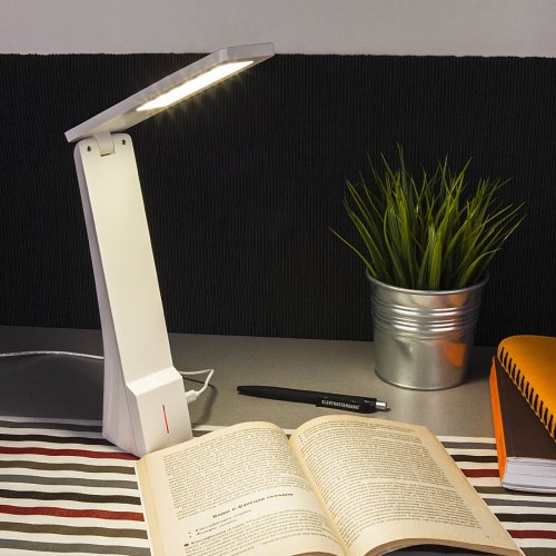 Desk белый/серебряный (TL90450) Настольная лампа Eurosvet Desk Desk белый/серебряный (TL90450)