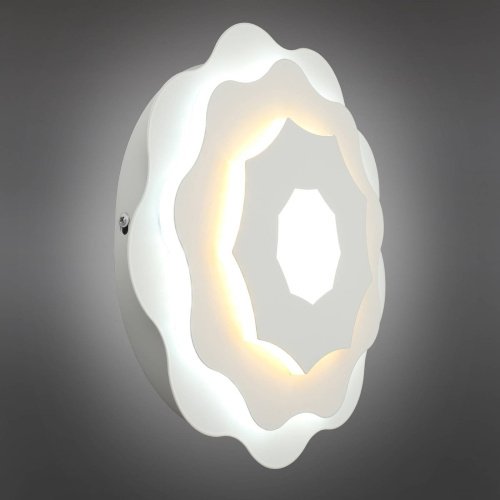 OML-07901-26 Настенный светильник Omnilux Varedo OML-07901-26