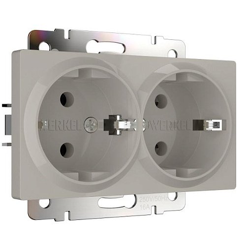 W1272004/ Розетка двойная c заземлением (дымчатый) Розетка Werkel W1272004/ Розетка двойная с заземлением (дымчатый)
