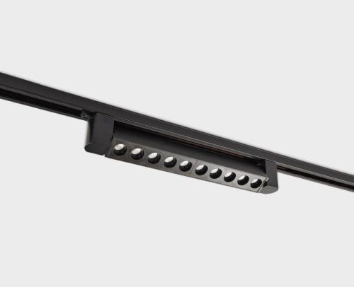 Трековый светильник Italline IT08 IT08-8031 black 3000K
