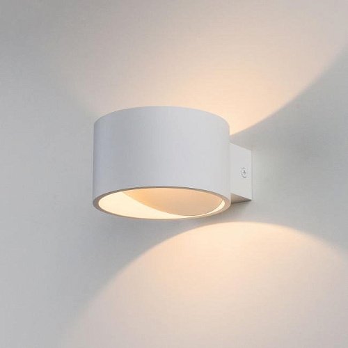 Настенное LED бра Elektrostandard Coneto LED Coneto LED белый (MRL LED 1045)