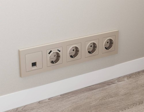 Розетка Ambrella Volt ALFA MA372005