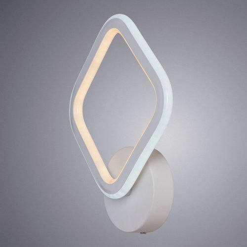 A9005AP-1WH Настенное бра Arte Lamp Polli A9005AP-1WH