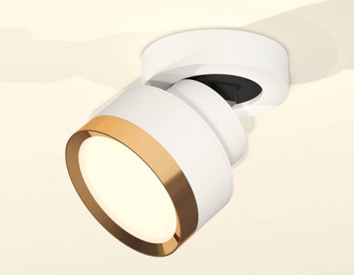 XM8101004 Накладной светильник Ambrella Techno XM8101004