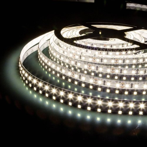 Лента светодиодная 120Led 9,6W IP65 4200K дневной белый (2835 12V 120Led 9,6W IP65) LED лента Elektrostandard 12V 9,6W IP65 Лента светодиодная 120Led 9,6W IP65 4200K дневной белый (2835 12V 120Led 9,6W IP65) a052850