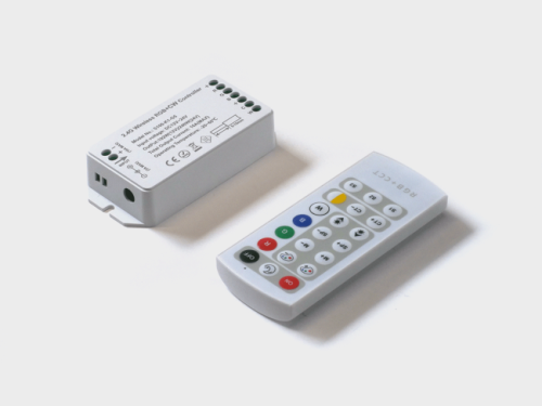 00-00021388 Контроллер RGB+CCT, 2.4G с пультом, 21 кноп., SWG Standard 00-00021388