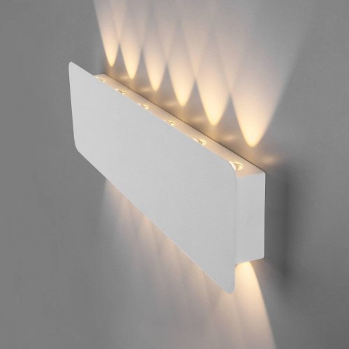 Настенный светильник Elektrostandard Angle 40139/1 LED белый